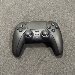 black ps5 controller 