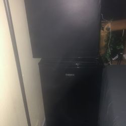 Mini Fridge & Freezer