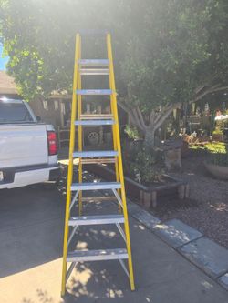 Step Ladder