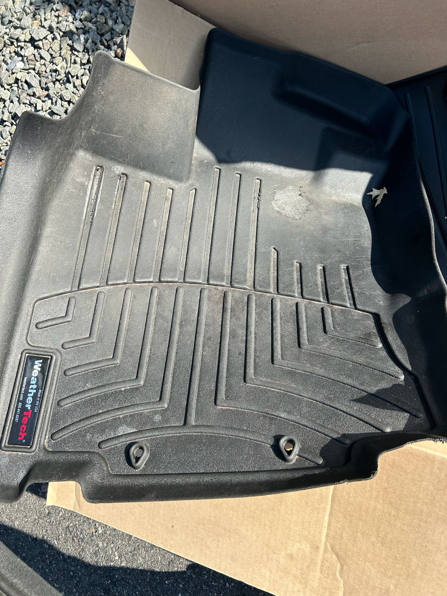 Complete Set Weather Tech All weather Floor Mats For SUV