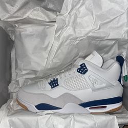 Jordan 4 SB “Navy” DS