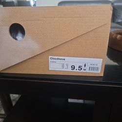 On Cloudnova All White size 9.5 Men Running Casual Shoes New