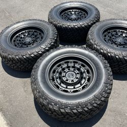 New 20” Black Rhino Arsenal 6 Lug  Off-Road Rims Rines