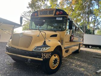 2013 Bus