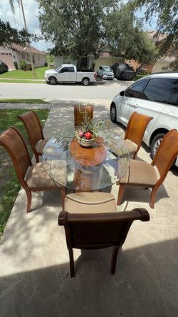 Round Glass Top Dining Table with Chairs