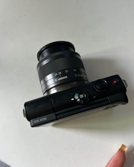 Canon eos m100 camera