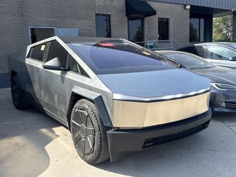 2025 Tesla Cybertruck