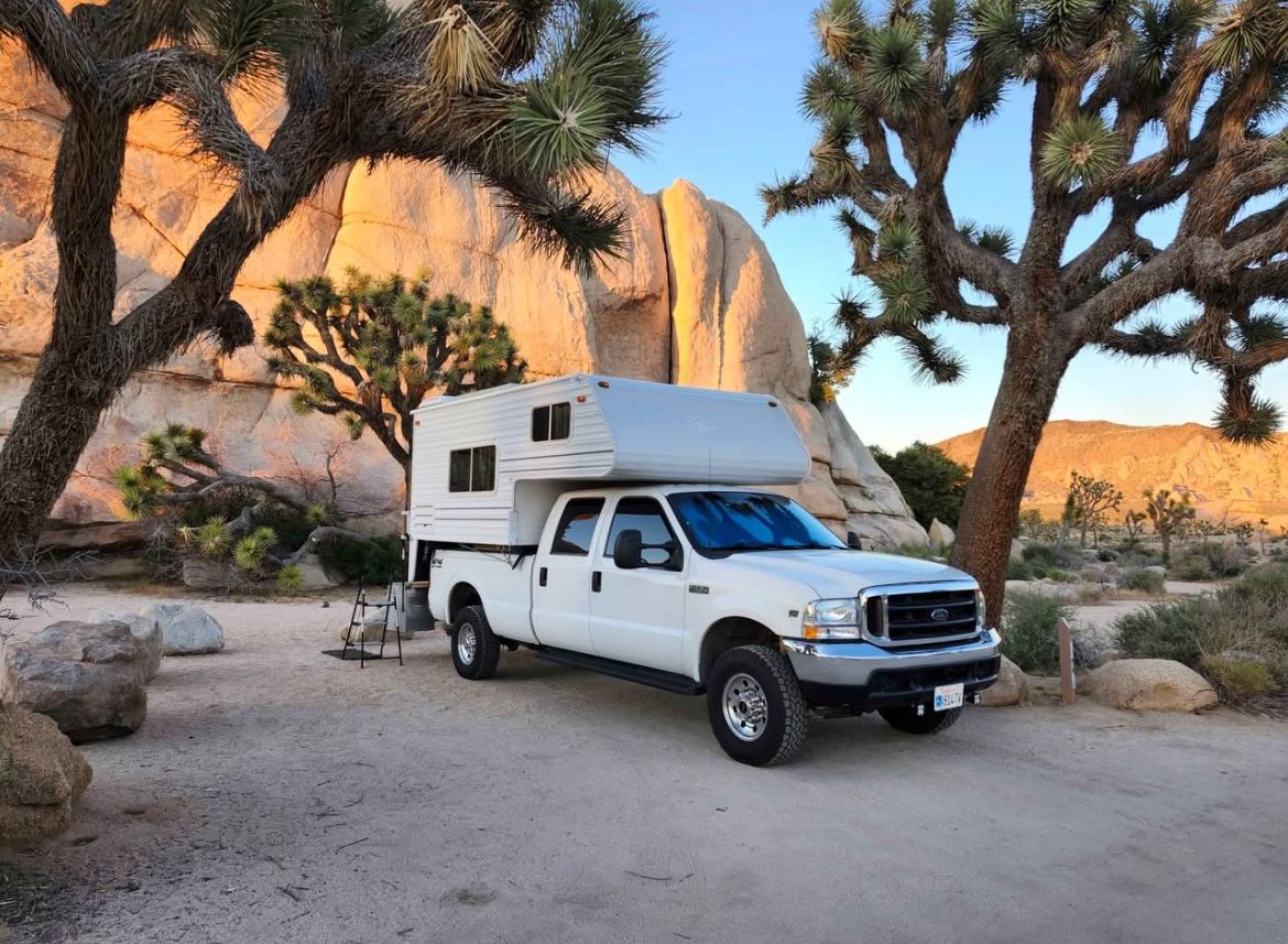 2007 Sunlight 865se - Custom Built