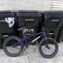 BIKE ( BMX BIKE) NEED OUT ASAP