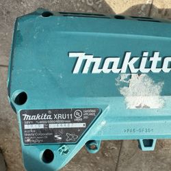 18V Cordless Makita Trimmer, 18 V Makita String Trimmer, 18” Wide 36 V Mower