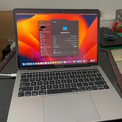 MacBook Pro (2017 Model)