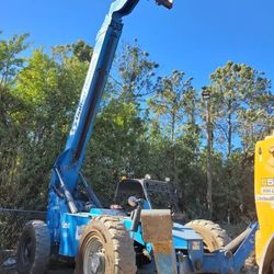10,000lbs Reach Forklift  Genie GTH 1056
