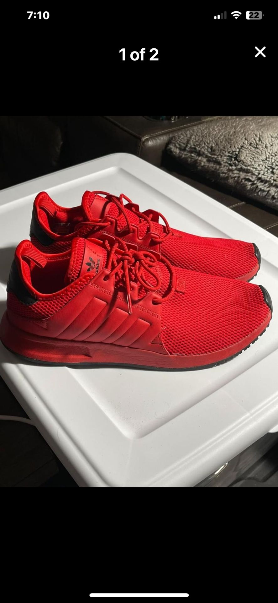 Mens Size 10. Red Adidas 