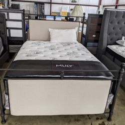 12" Plush Hybrid Mattress