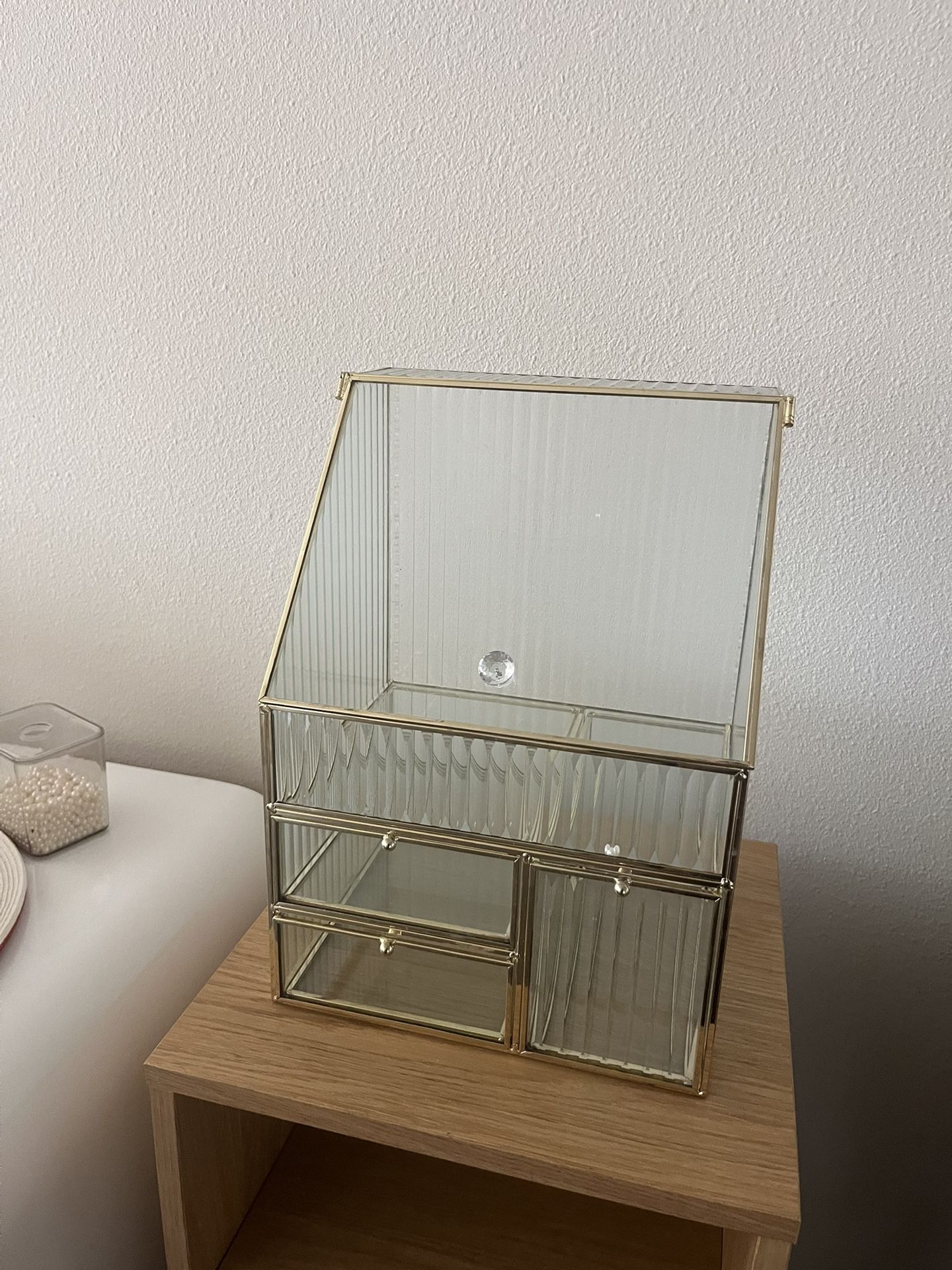Glass Vanity Makeup 