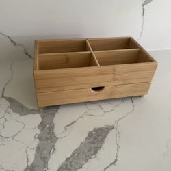 Cute Bamboo Storage Stand 