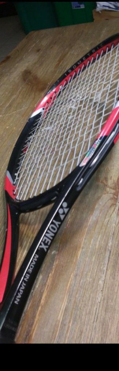 Yonex tennis racquet
