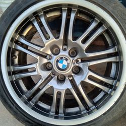 BMW M3 18" Staggered Wheels 