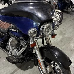 2012 HARLEY-DAVIDSON FLHTK ELECTRA GLIDE ULTRA LTD 