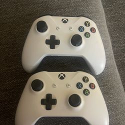Xbox One Controllers 