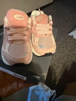 New balance pink rose 4c