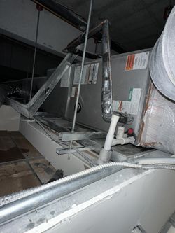 Aire Acondicionado/Air Conditioning