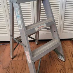 Vintage Metal folding ladder - see pic #2 for size
