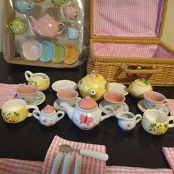 Brand New Large & Small Team Party Sets