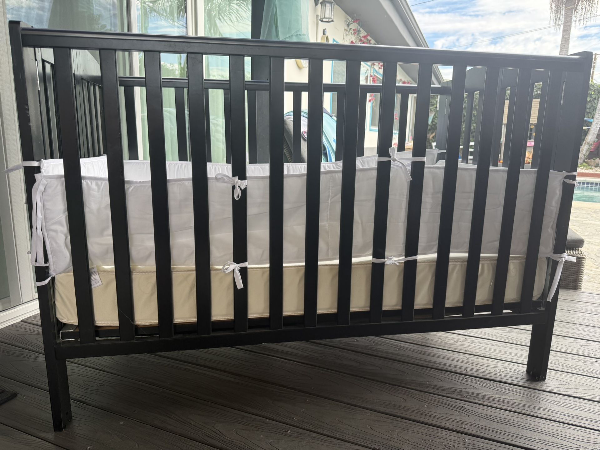 Folding Baby Crib