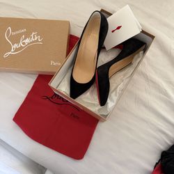 Authentic Christian Louboutin Pigalle Follies