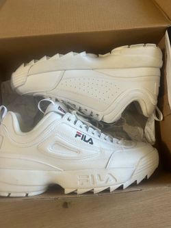 Fila cross trainer shoe