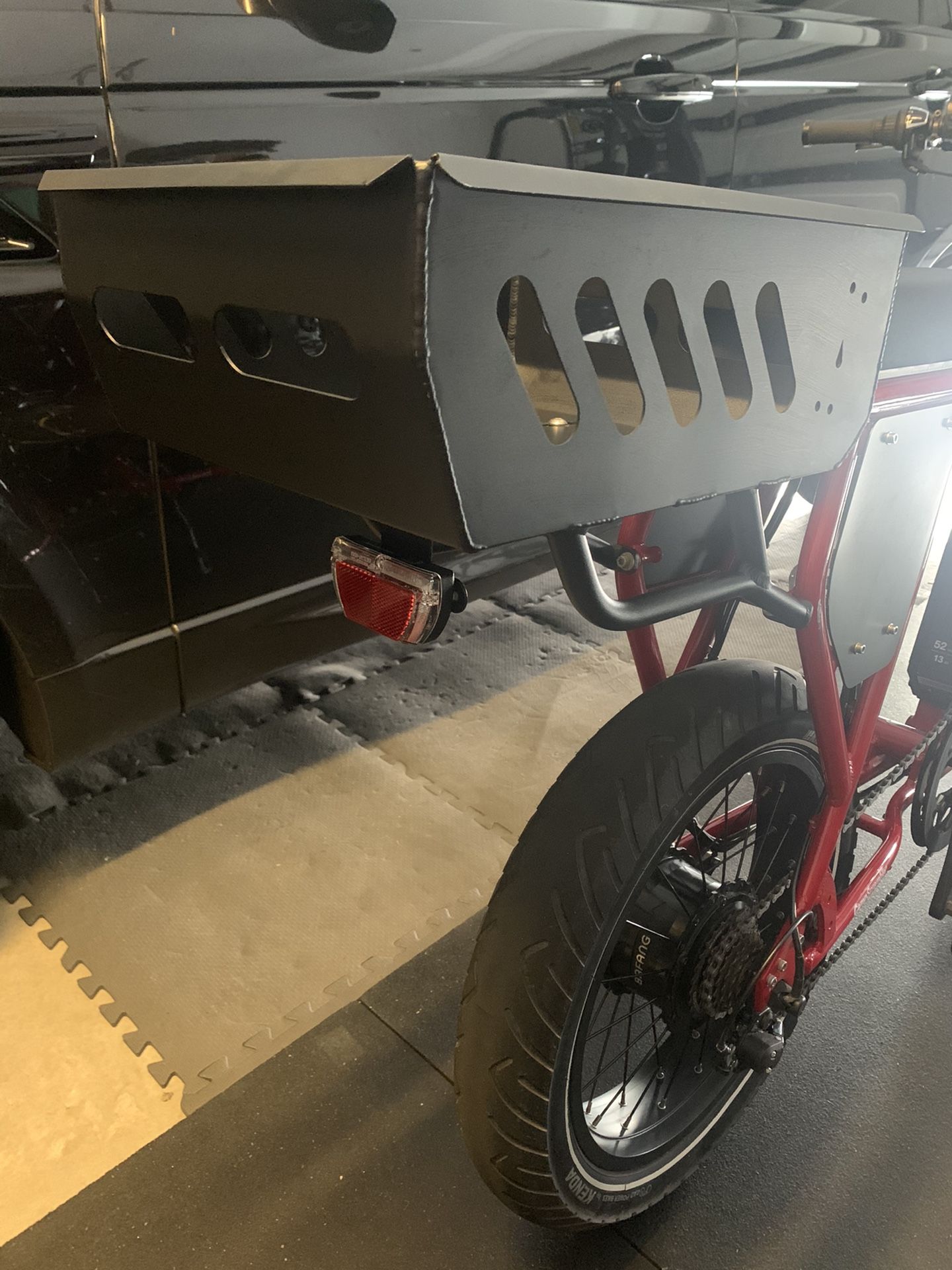 Juiced Scrambler Rear Rack Onmi Basket Combo J5