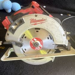 Circular Hand Saws