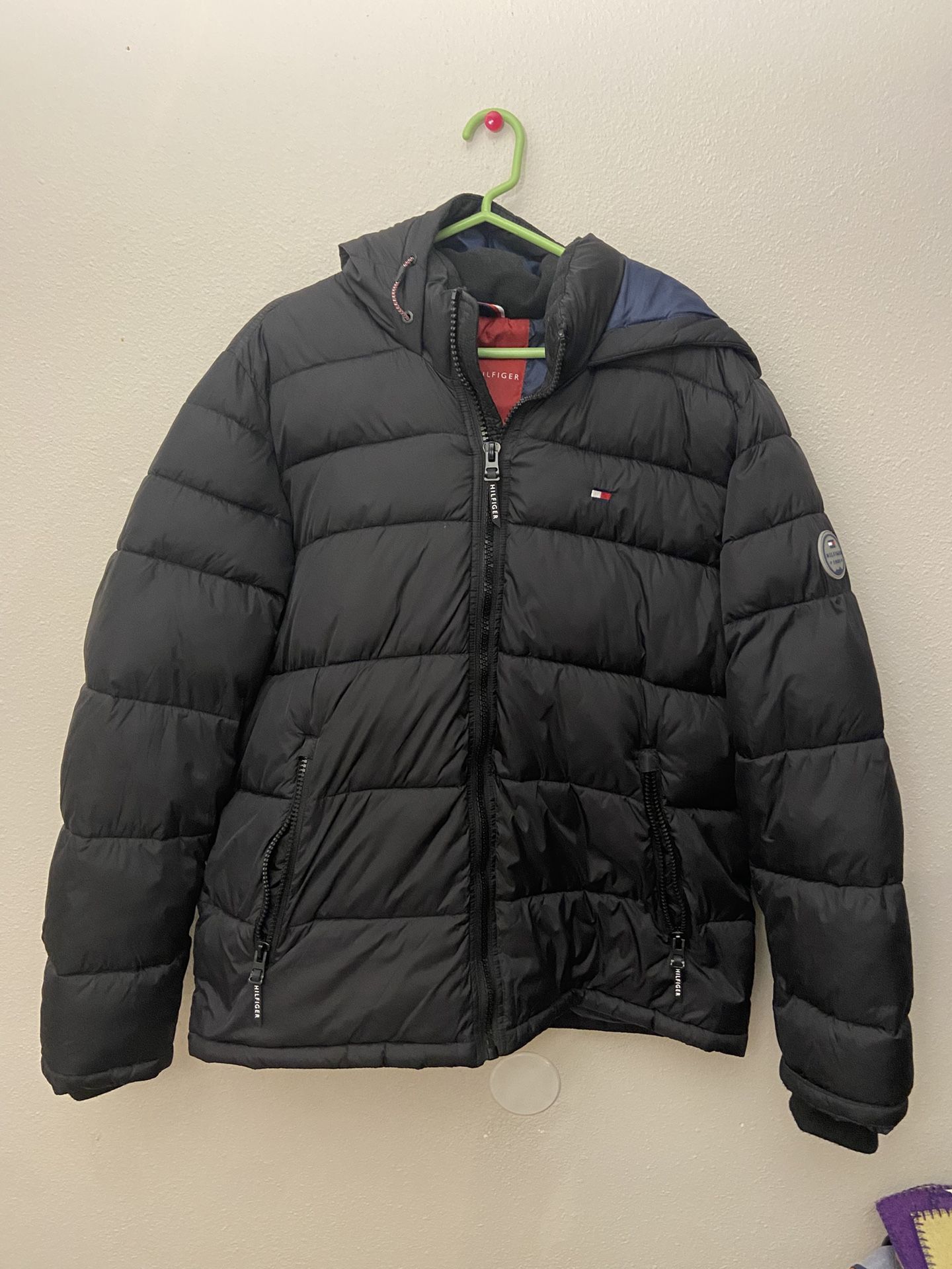 Men’s Tommy Hilfiger Puffer Jacket XL black Used