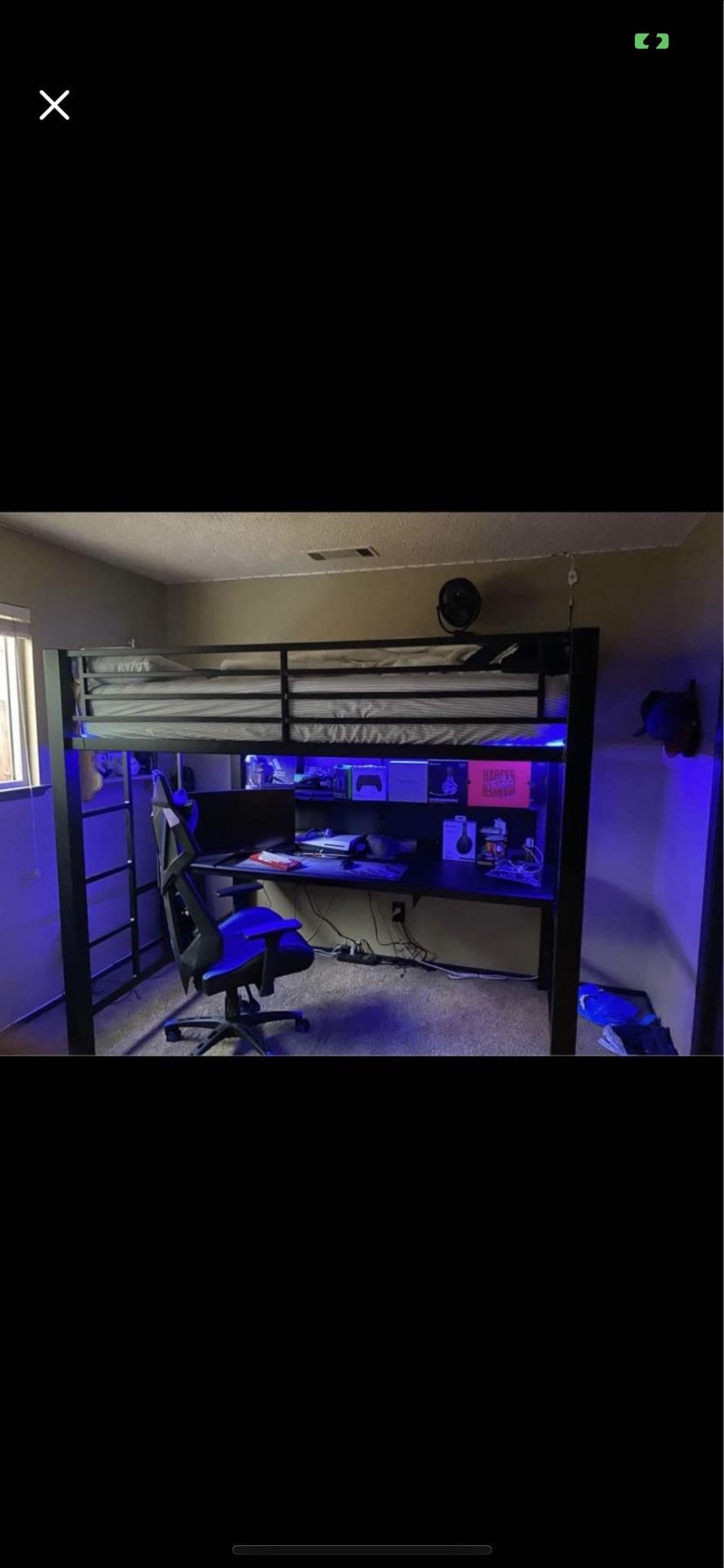$450 Free delivery fresno n Clovis only Full Size Loft Bed With Built In Desk N Mattress & dresser n
