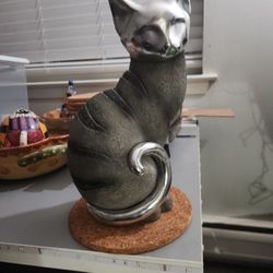 Beautiful Gray Silver Cat Statue