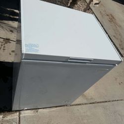 5.0 cu. ft. Chest Freezer