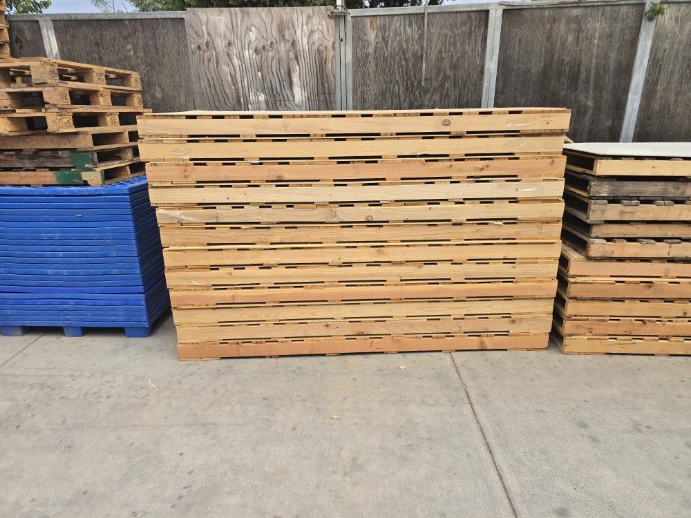 100X42 With 1/4 Particle board on top