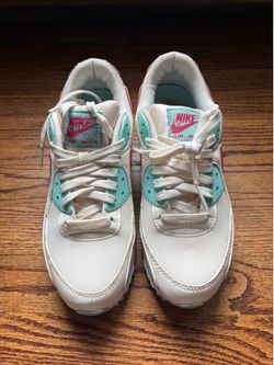 Women’s Nike Air Max, US size 8