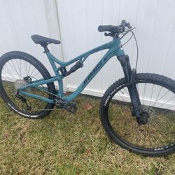 Jamis Fualt Line Full Suspension Mountain Bike 29”