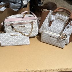 Michael Kors Crossbody Purse And Wallet Sets 