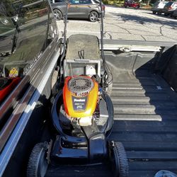 Poulan 6.75hp Self Propelled Mower
