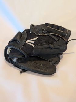 Kids Easton Baseball Glove
