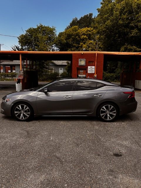 2017 Nissan Maxima