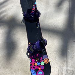 153cm Snowboard Burton Bindings Burton LIKE -NEW WAXED