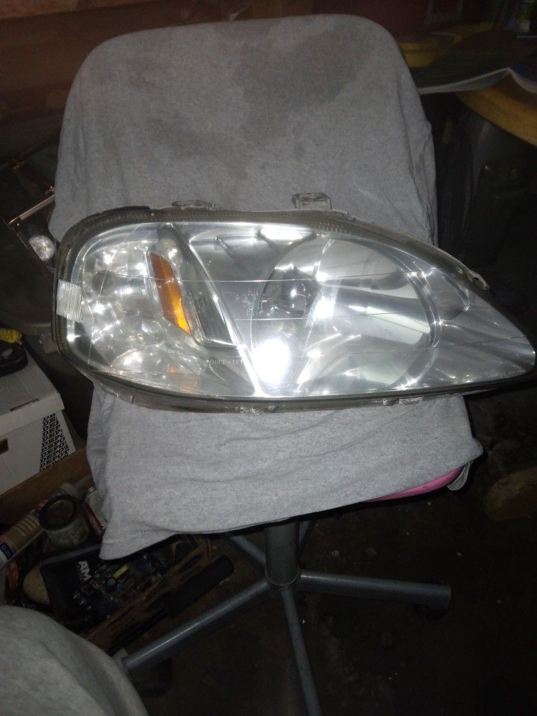 Honda Civic Headlight