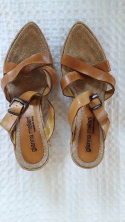 Made In Italy, Size 7