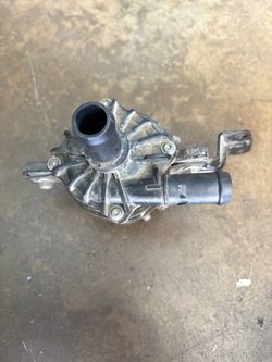 2012-2019 FIAT 500E Electric Auxiliary Coolant Water Pump OEM (contact info removed)6AD