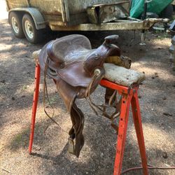 Western Saddle 