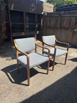 Vintage MCM gunlocke chairs